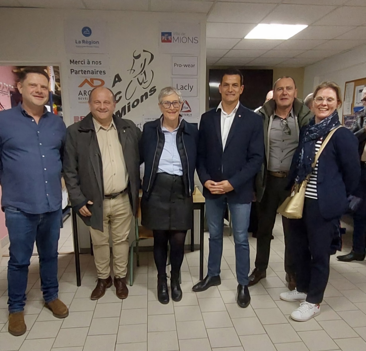 UNE SOIRÉE PROMETTEUSE